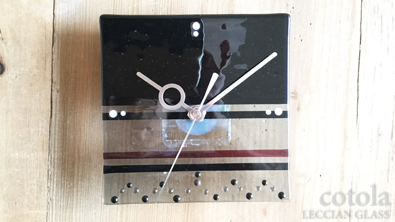 ガラス時計2　Tomoeさんガラスフュージング作品｜レチアンガラス資格認定講座