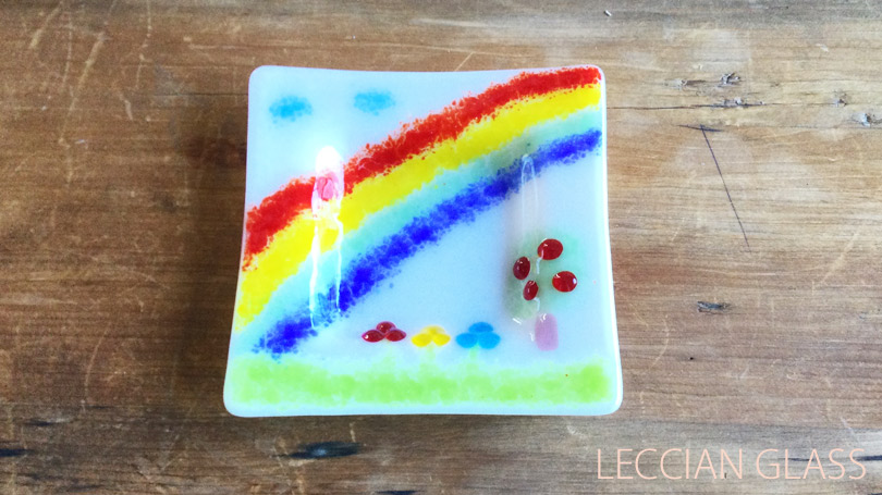 Shibuさんガラスフュージング作品｜スクエア・プレート10cm｜岐阜cotolaレチアンガラス資格認定講座